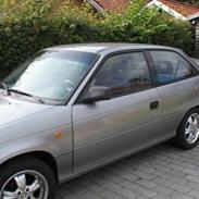 Opel Astra 1,6i *Byttet*