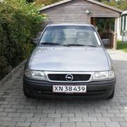 Opel Astra 1,6i *Byttet*