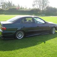 Toyota Carina e 2,0 16v SOLGT
