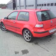 VW golf 4 (SOLGT)