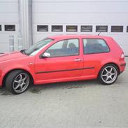 VW golf 4 (SOLGT)