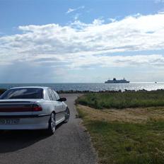 Opel Omega B MV6 • Cadillac • 