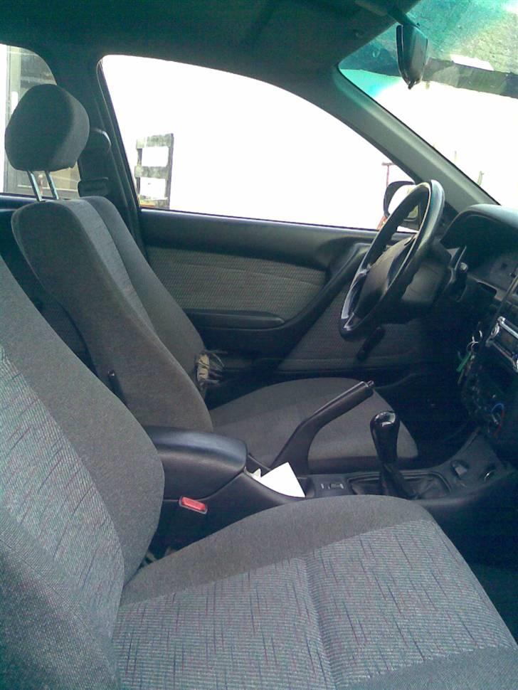 Toyota carina e billede 6