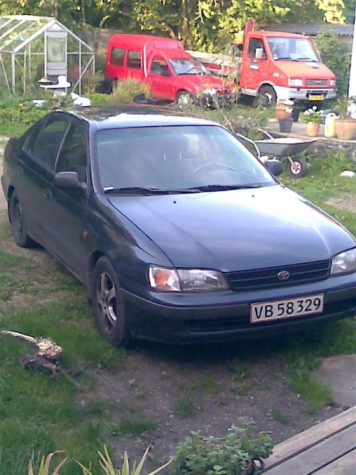 Toyota carina e billede 8