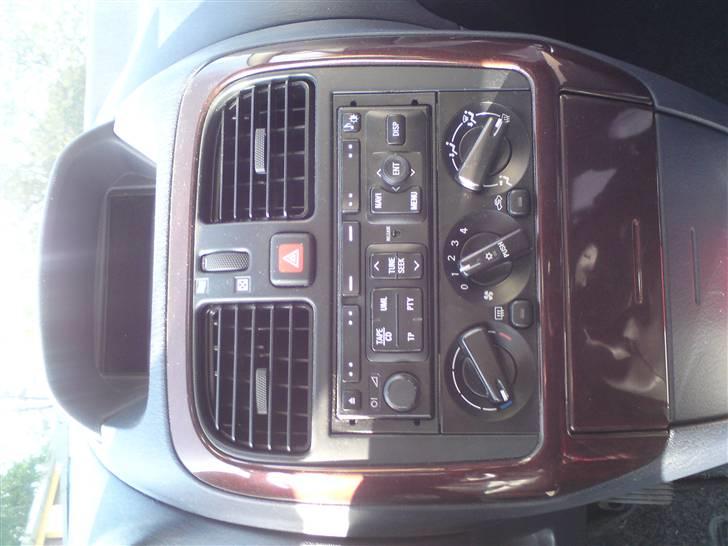 Mitsubishi carisma billede 2