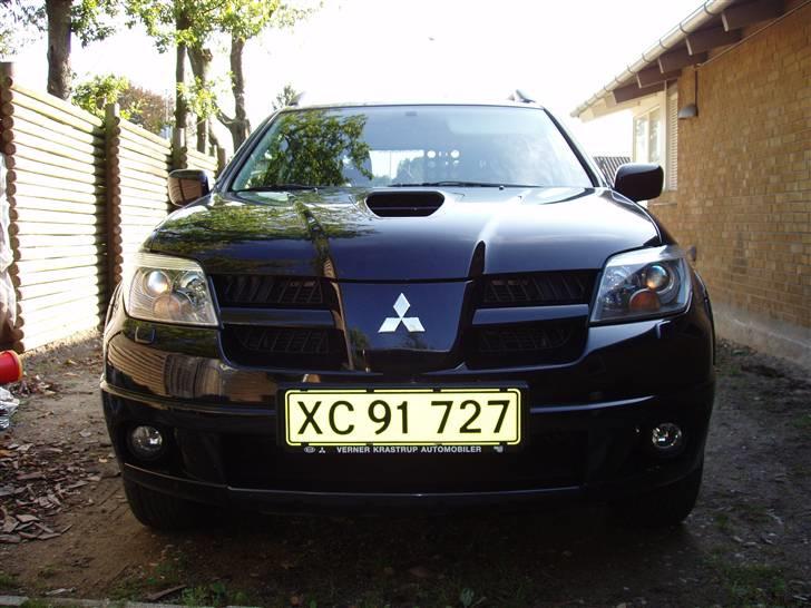 Mitsubishi Outlander billede 1