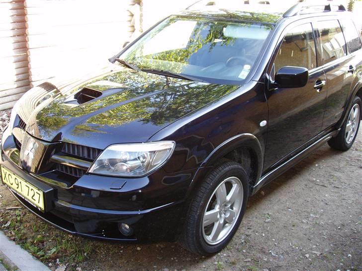 Mitsubishi Outlander billede 2