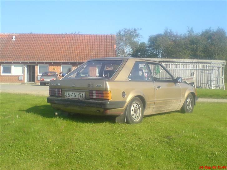 Ford escort 1.3 L (byttet) billede 3