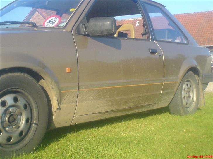 Ford escort 1.3 L (byttet) billede 9
