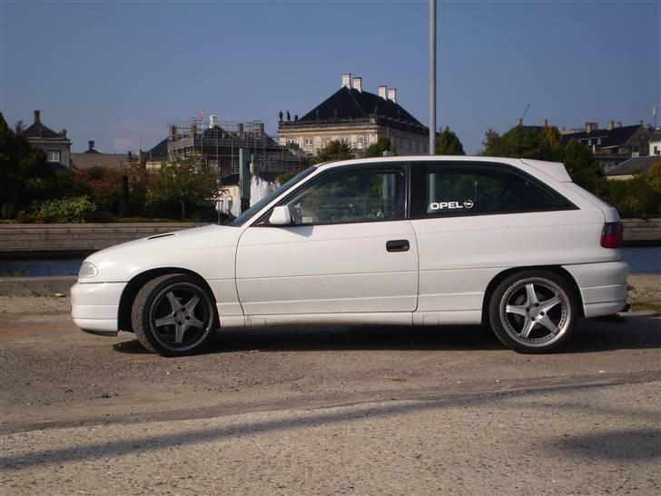 Opel astra GSI 16V SOLGT - siden .... billede 4