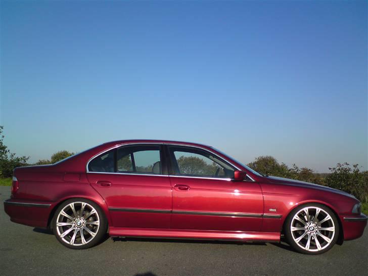 BMW E39 528 --- SOLGT billede 4