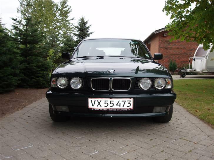 BMW E34 518 Exe Touring solgt - V8 Executive nyere / klare blink billede 2
