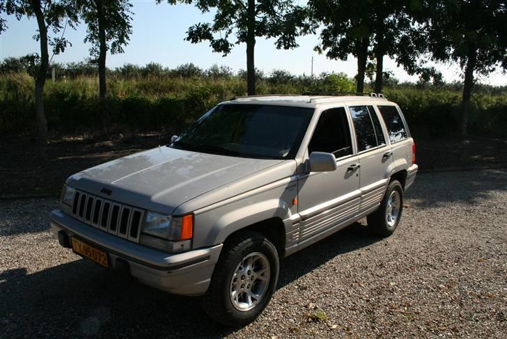 Jeep Grand Cherokee V8 (SOLGT) billede 1