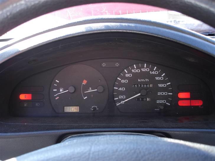 Nissan sunny 1,4 twin cam Solgt billede 13