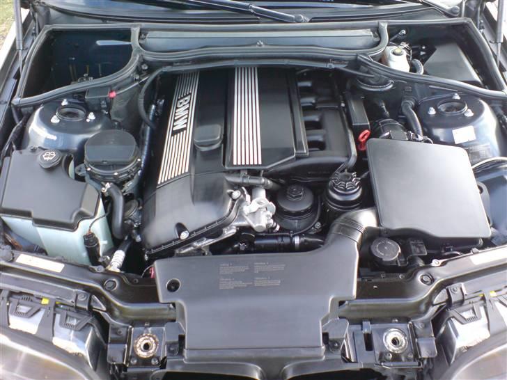 BMW 330ci * Solgt* billede 13