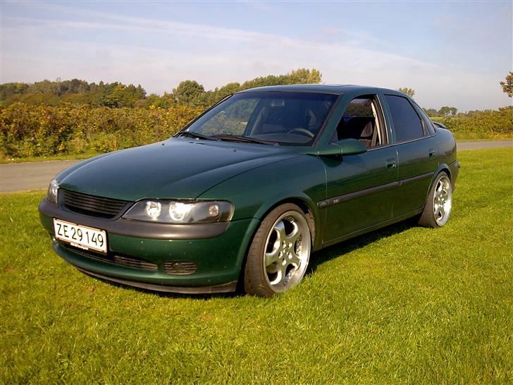 Opel Vectra B CD V6 - Ny front på bilen. Facelift tågelygter og Angeleyes billede 12