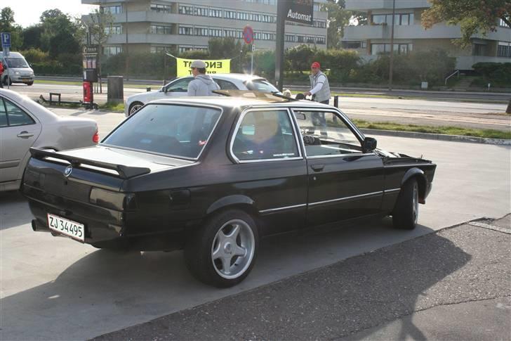 BMW e21 2,5L Turbo SOLGT billede 2