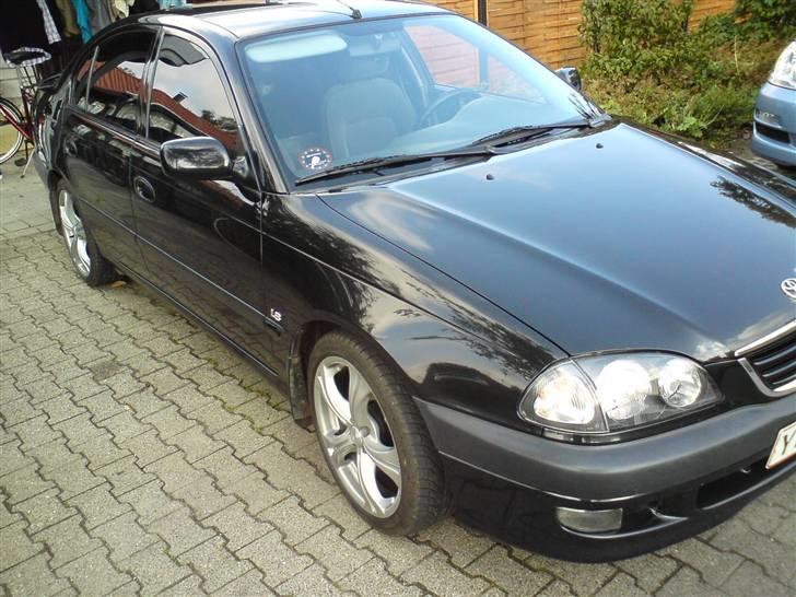 Toyota Avensis SOLGT billede 15