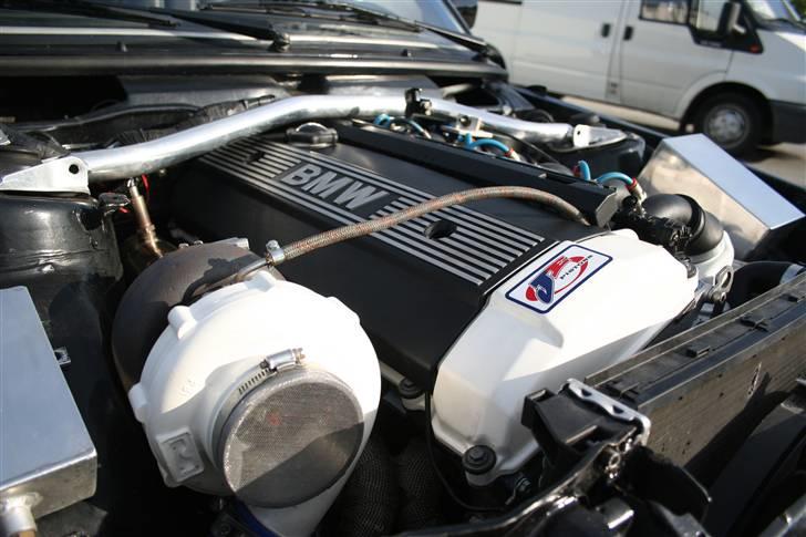 BMW e21 2,5L Turbo SOLGT billede 13