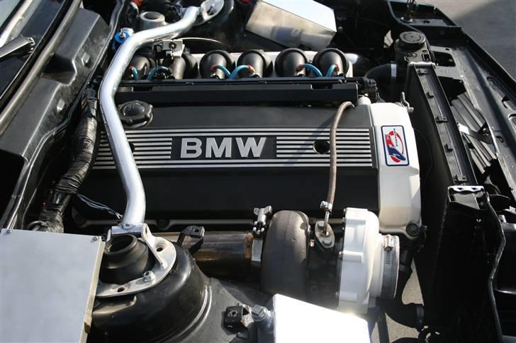 BMW e21 2,5L Turbo SOLGT billede 18