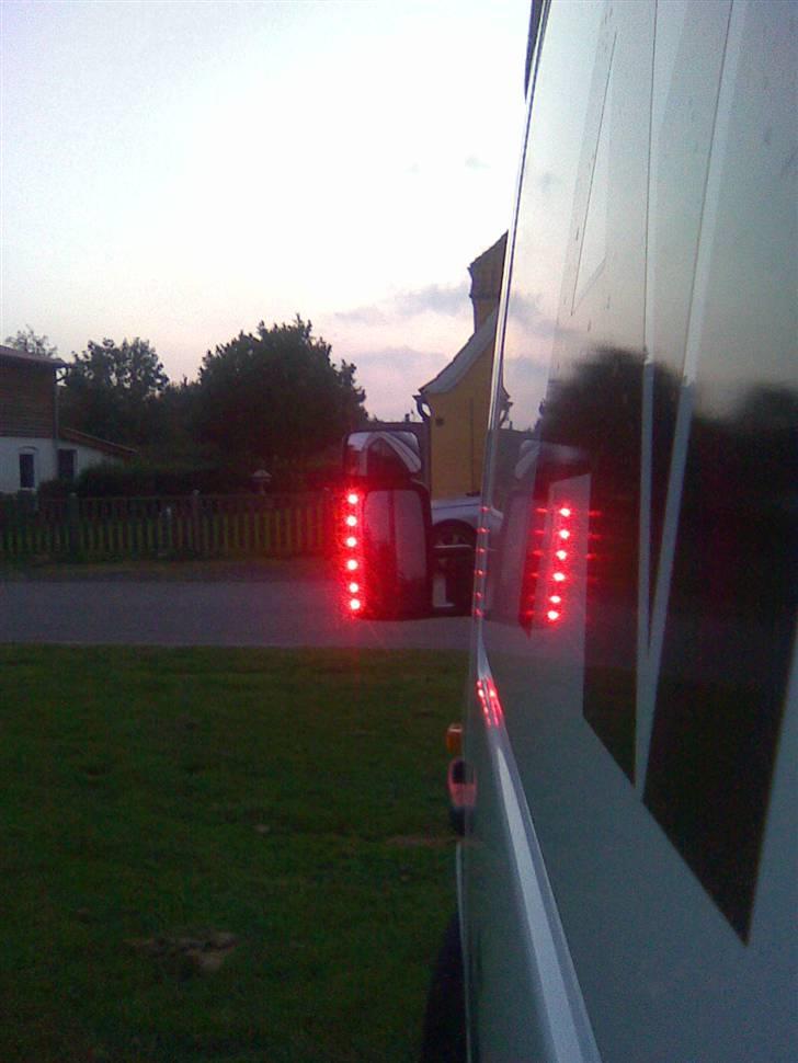 Mercedes Benz Sprinter - Dioder i sidespejlene... billede 3