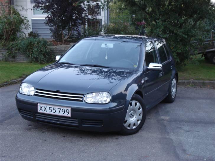 VW Golf **SOLGT** billede 1