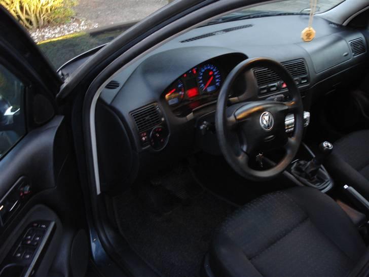 VW Golf **SOLGT** billede 5