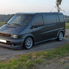 Mercedes Benz vito
