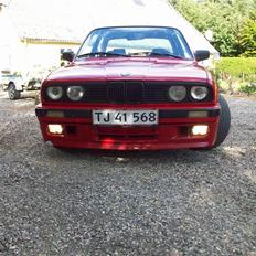 BMW 318i ''røde lyn'' solgt 