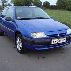 Citroën Saxo 1.4 i **SOLGT**