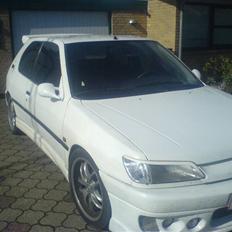 Peugeot 306 <solgt>