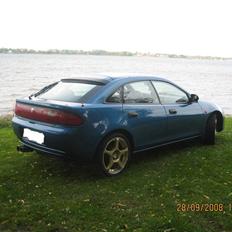 Mazda 323 F ( SOLGT )