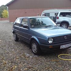 VW Golf II 1,6 solgt