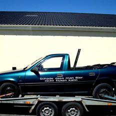 Opel vectra "DHB 08" "skrottet