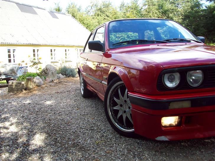 BMW 318i ''røde lyn'' solgt  billede 5