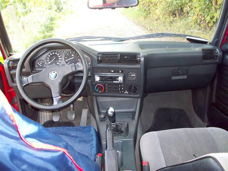 BMW 318i ''røde lyn'' solgt  billede 6