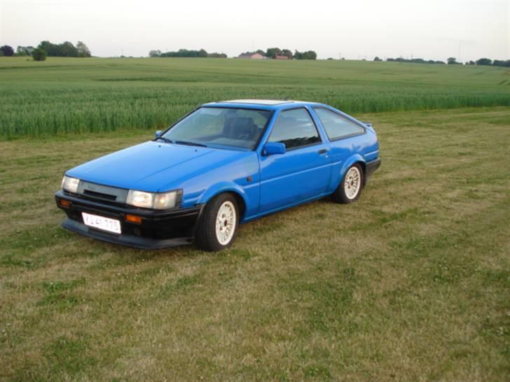 Toyota ae86 coupe