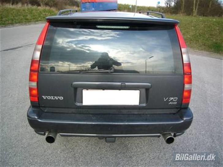 Volvo V70 2.5 T  20V AWD AUT "SOLGT" billede 2