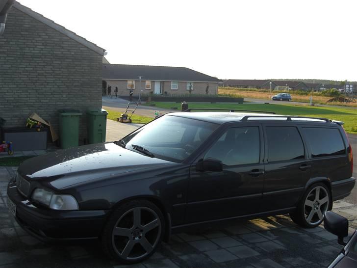 Volvo V70 2.5 T  20V AWD AUT "SOLGT" billede 3