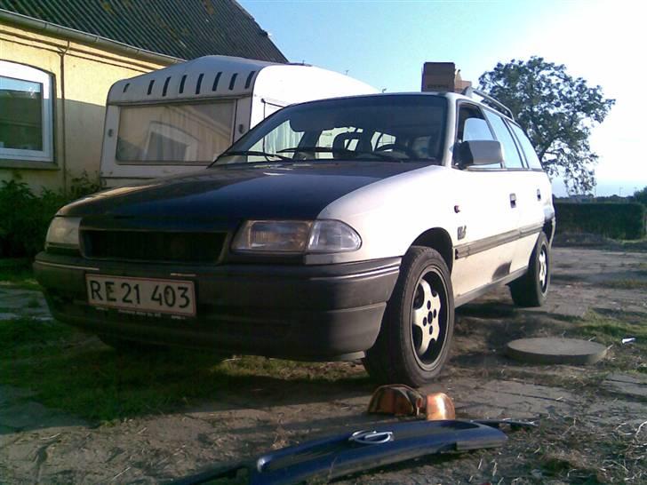 Opel astra f SE billede 1
