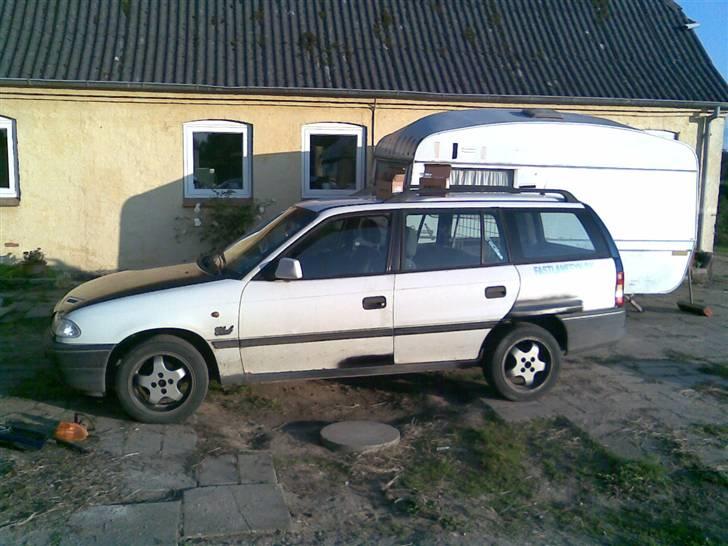 Opel astra f SE billede 3