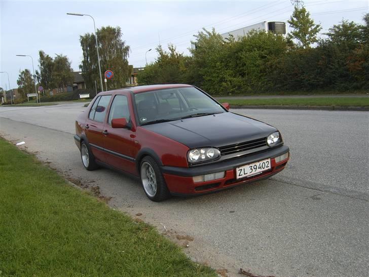 VW Vento (Solgt) billede 17