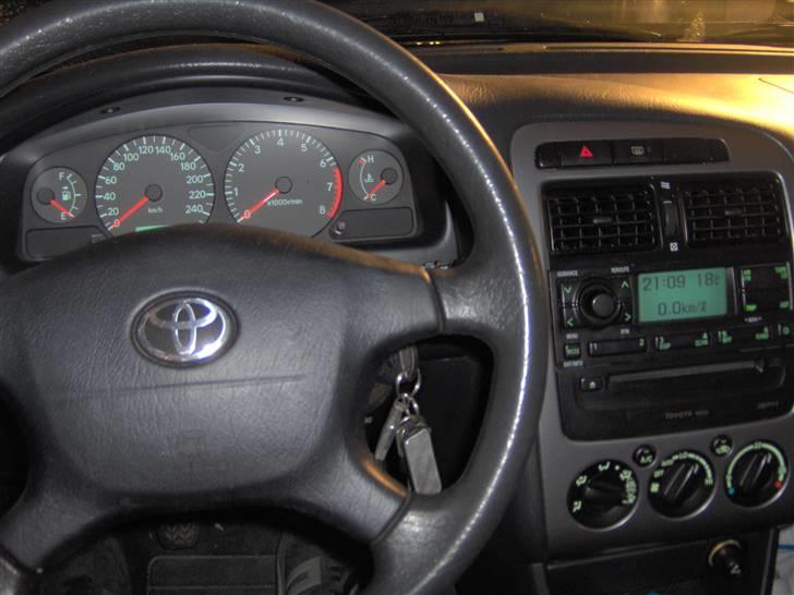 Toyota Avensis billede 2
