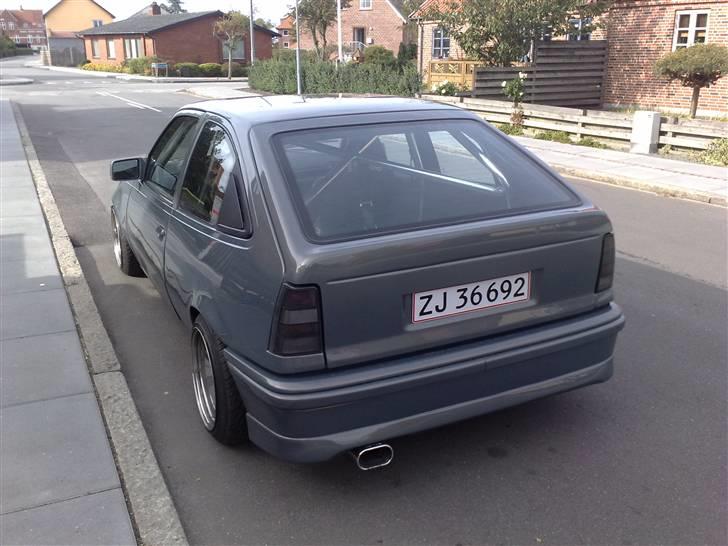 Opel kadett E GSI V6 SOGLT billede 2