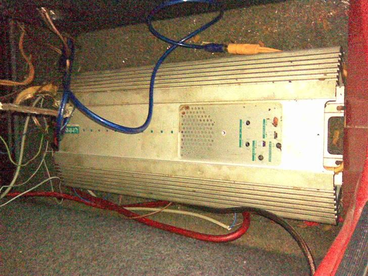 Renault Clio ( TIL SALG ) - Infinity Kappa forstærkeren billede 8