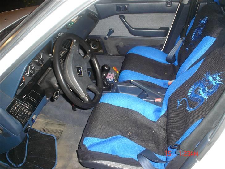 Honda Accord 2,0 EX #solgt# - Billig sædebetræk, men det er noget kønnere en std :) billede 5