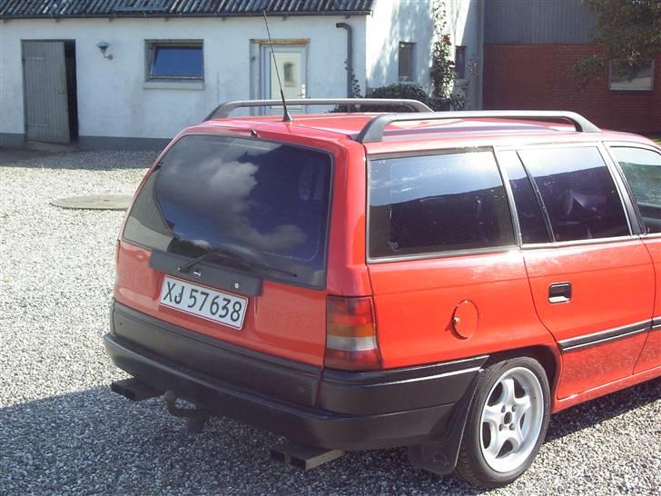 Opel Astra F  Club Stc. Solgt! billede 3