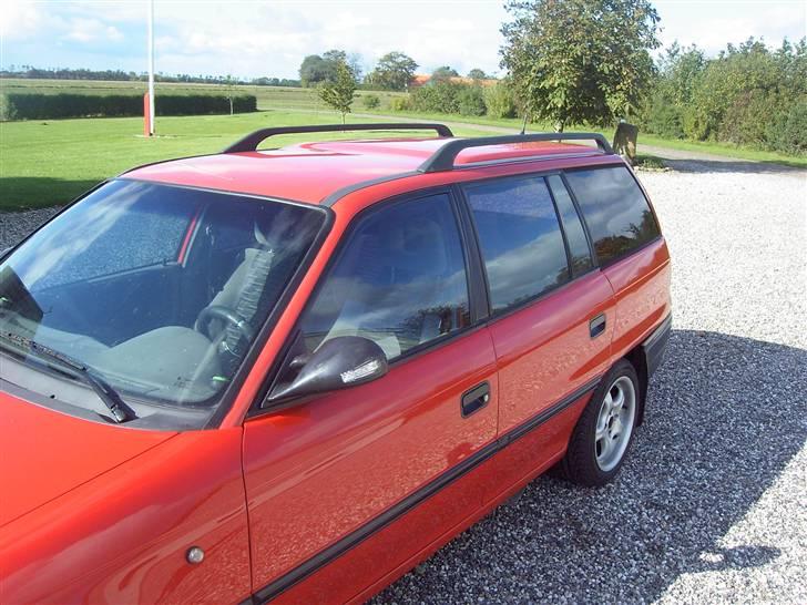 Opel Astra F  Club Stc. Solgt! billede 5