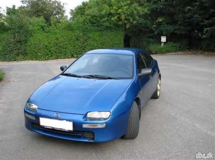 Mazda 323 F ( SOLGT ) billede 1