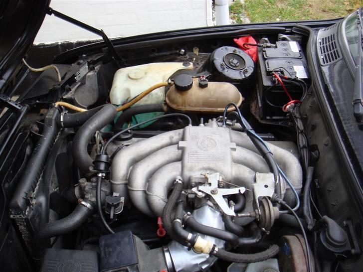 BMW E30 320i SOLGT! billede 9